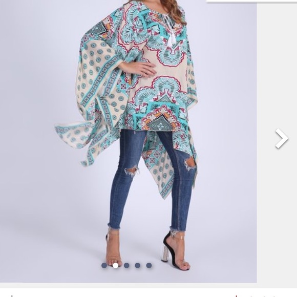 NWT WHITE & TEAL GEOMETRIC DOLMAN TOP 1x - Picture 2 of 4